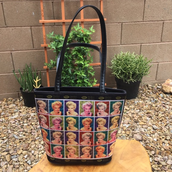 Purse - Picture 8 of 8